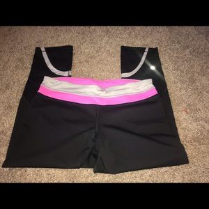 Lululemon cropped leggings